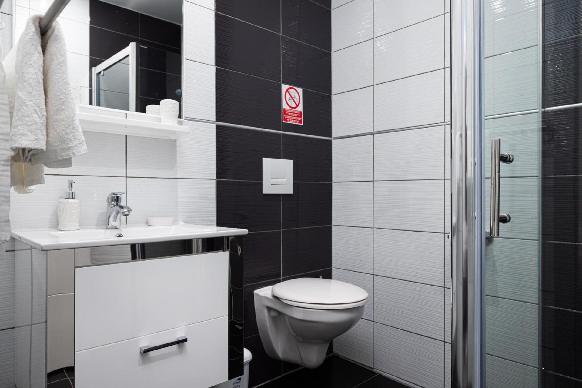 Rooms And Studio Flora Porec Bagian luar foto